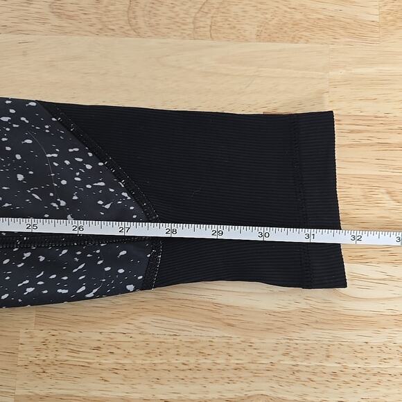 Lululemon Splattered Mesh Overlay Leggings Athletic Pants Black and White Size 4 - Picture 6 of 10